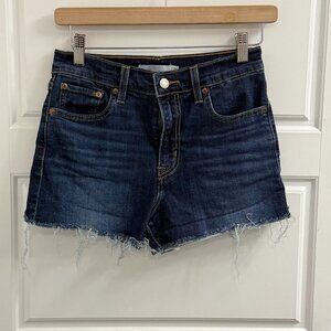 3/$30 Levi High‎ Rise Shorts Size 26